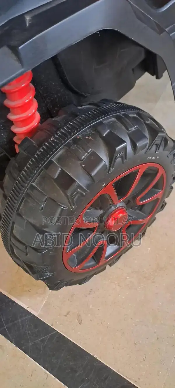 Kids Electric Ride-On Jeep with Double Battery