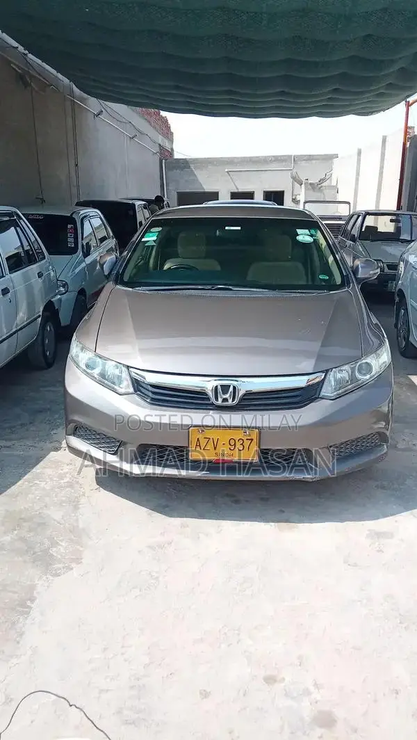 2013 Honda Civic Sedan - Reliable Imported Compact Car
