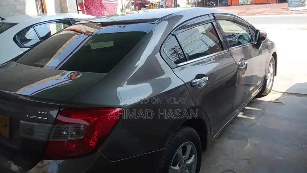 2013 Honda Civic Sedan - Reliable Imported Compact Car