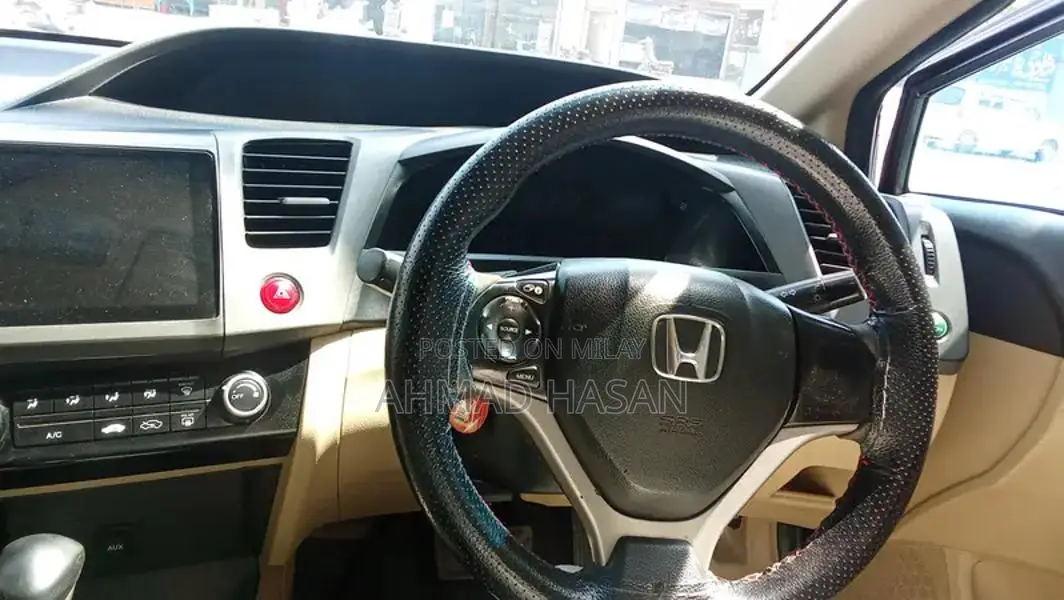 2013 Honda Civic Sedan - Reliable Imported Compact Car