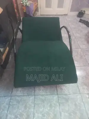 Photo - Comfortable Metal Frame Relax Chair with Soft Fabric Cover