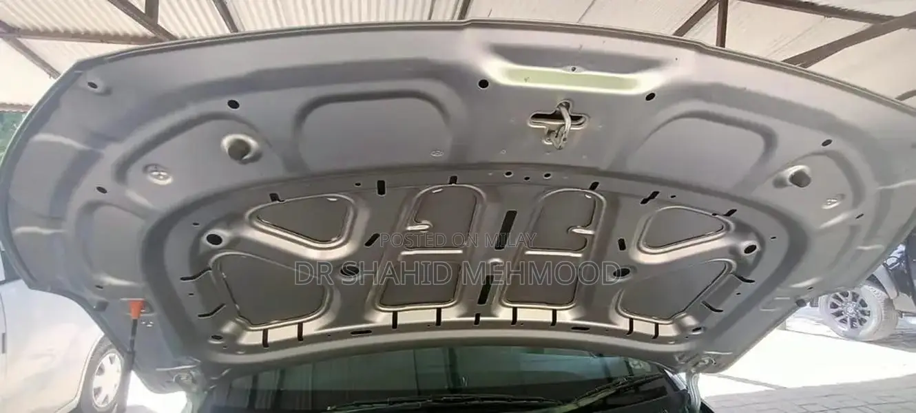 2021 Hyundai Elantra Sedan - Silver Metallic Exterior