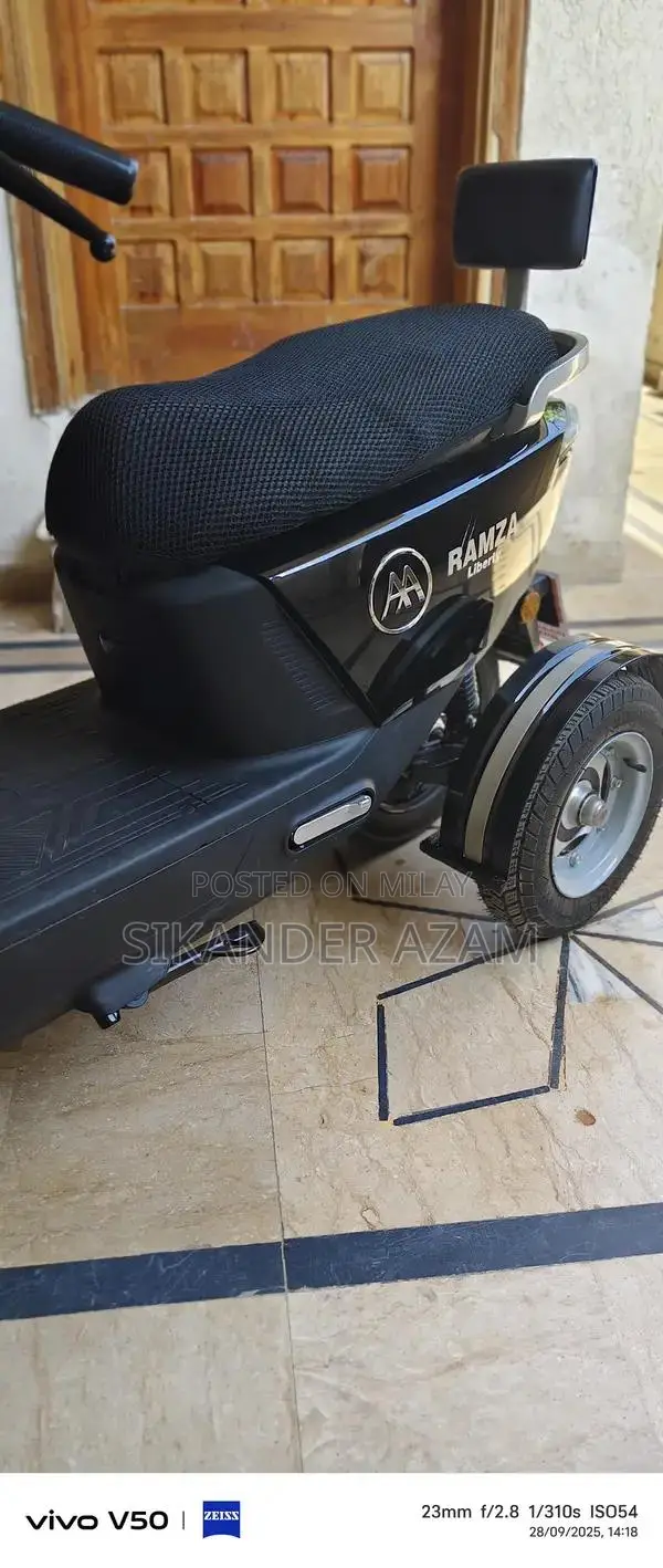 RAMDA AIMA Liberty Electric Three-Wheel Scooty 2025 Model