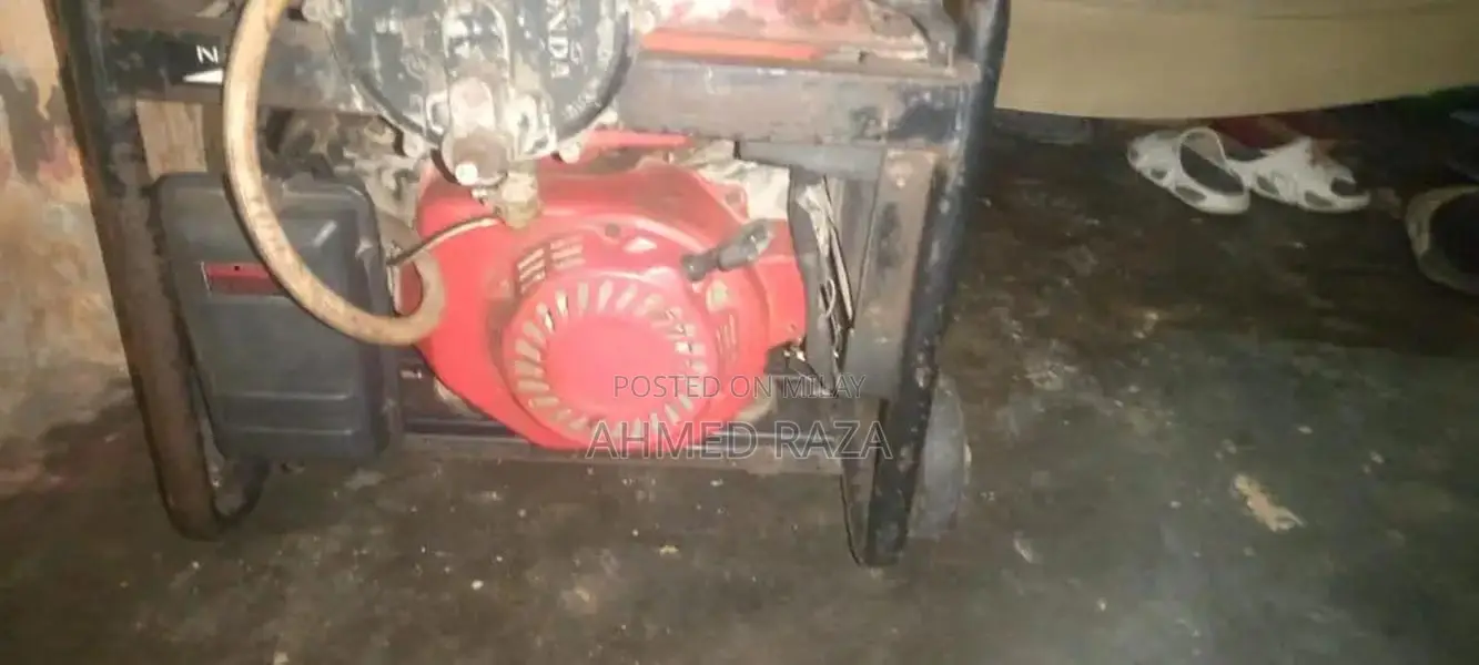 Compact 3.5 kVA Portable Generator in Excellent Condition