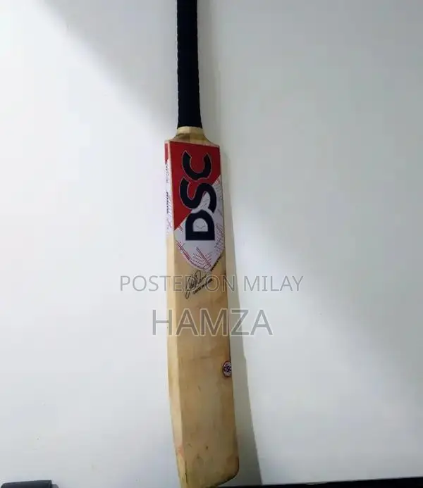 English Willow Cricket Bat - 6+ Grains Hardball Performance