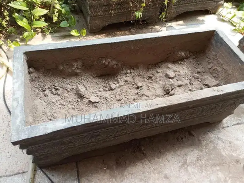 Large Cement Garden Decoration Kiyari Statue