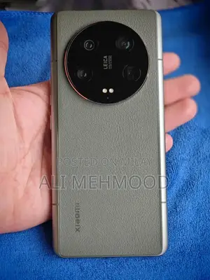 Professional Photography Flagship Smartphone with Leica Camera