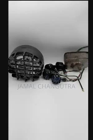 6-Piece Bicycle Accessory Kit - High-Quality Bike Indicators and Headl