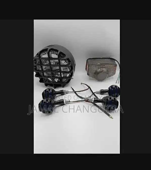 6-Piece Bicycle Accessory Kit - High-Quality Bike Indicators and Headl