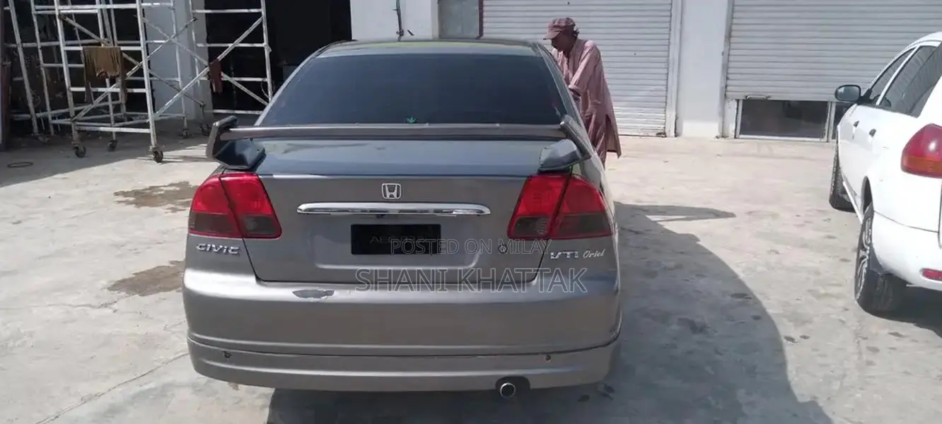 Honda Civic VTi Oriel Prosmatec Sedan