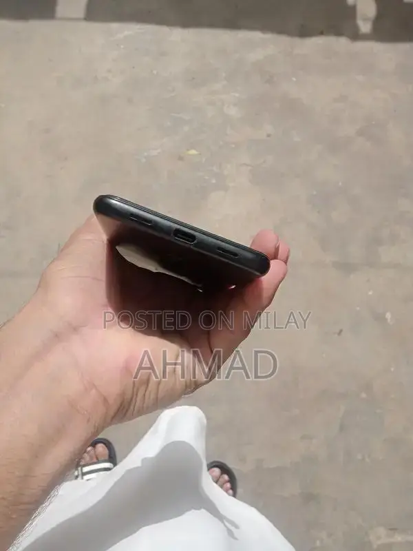 Google Pixel 4a 5G Smartphone with Excellent Battery Performance