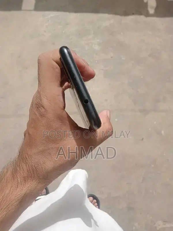 Google Pixel 4a 5G Smartphone with Excellent Battery Performance