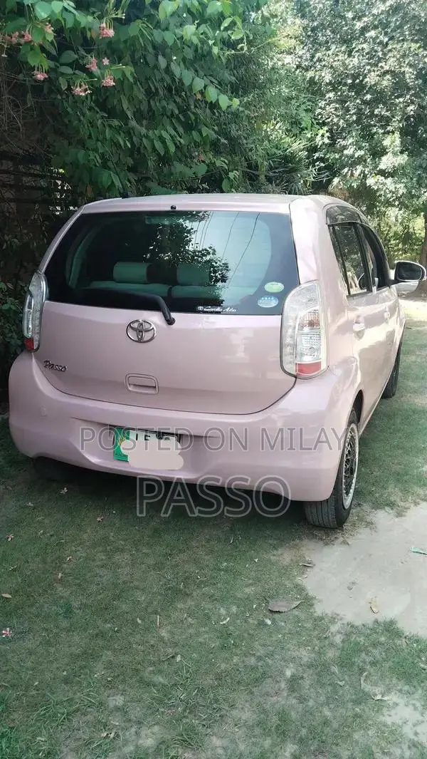Toyota Passo Hanna Plus Compact Hatchback - Special Edition