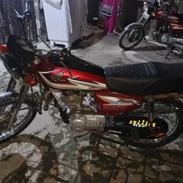 Honda 70 Motorcycle in Good Condition for Exchange
