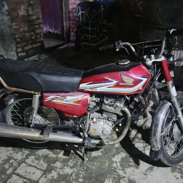 Honda 70 Motorcycle in Good Condition for Exchange