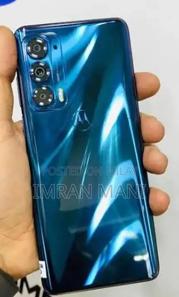 5G Smartphone with Advanced Performance and Connectivity