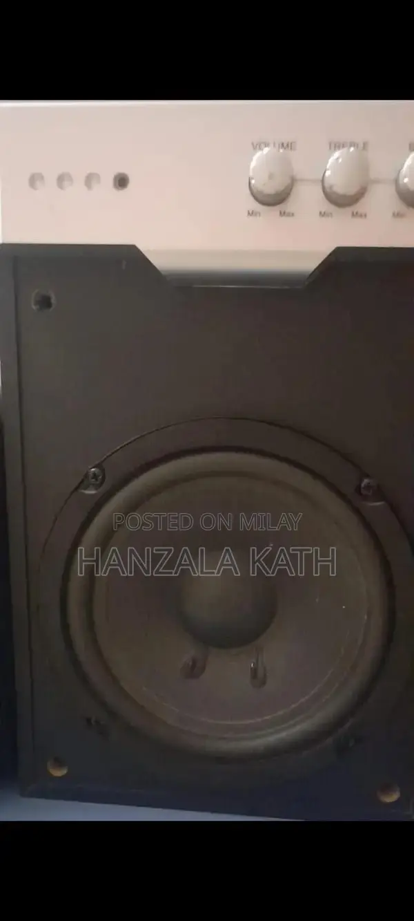 Edifier R401 Multimedia Bluetooth Speakers with Tech Sound