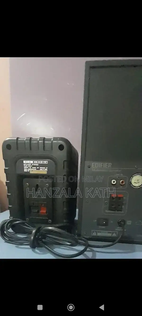 Edifier R401 Multimedia Bluetooth Speakers with Tech Sound