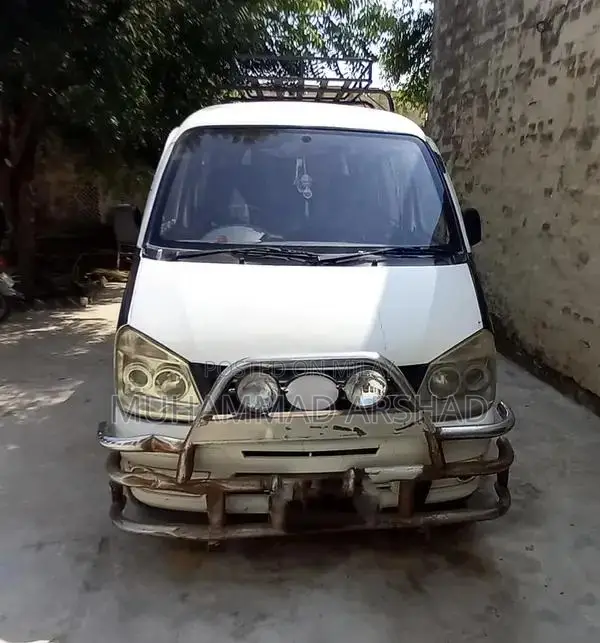 FAW XPV 2016 Spacious 7-Seater Minivan