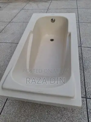 Fiber Bath Tub - Compact 2.5 ft x 5 ft Bathroom Fixture