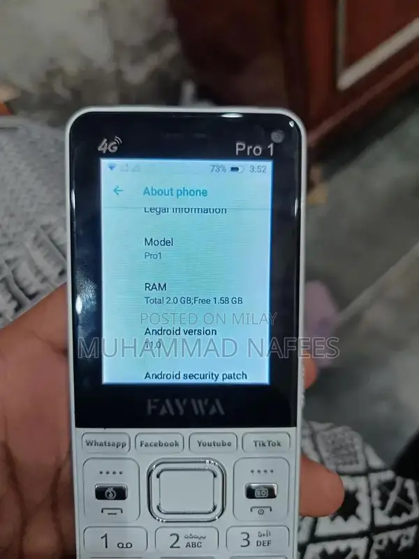 Faywa Pro1 4G Touch and Type Smartphone