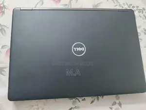 Dell 5490 14-inch Laptop - 8th Gen i5, SSD, Backlit Keyboard