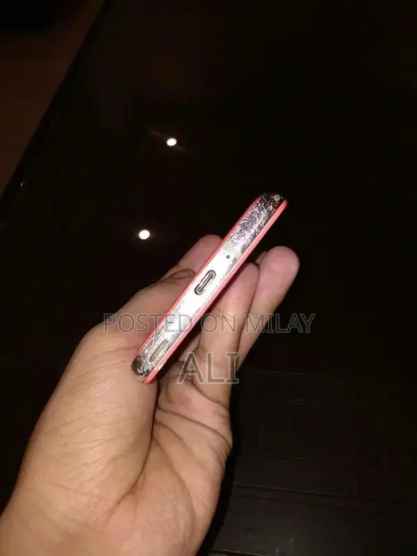 PUBG Gaming Smartphone Aquos R2