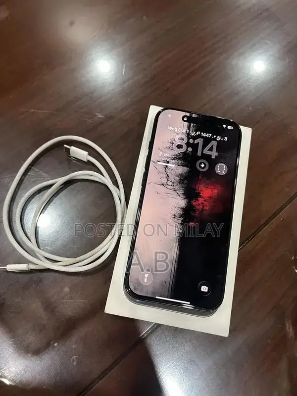 Apple iPhone 16 Pro Titanium Black 256GB Smartphone