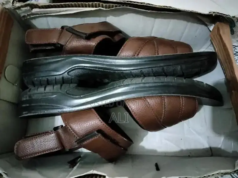 Endure Men's Sandals Size 10 Casual Outdoor Footwear