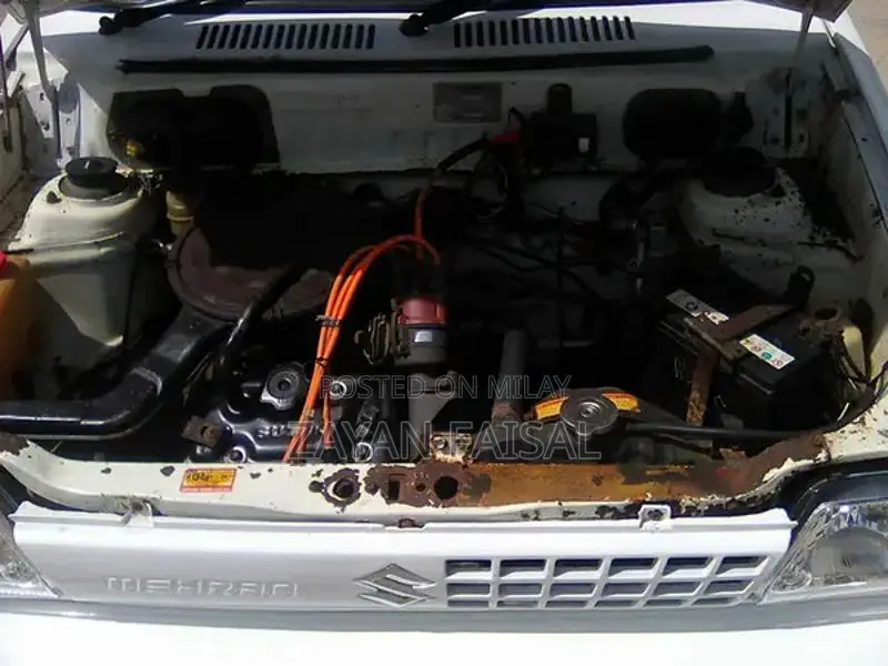 Suzuki Mehran VXR 2006 White Compact Sedan