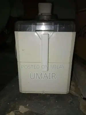 High-Performance Blender for Quick Kitchen Needs