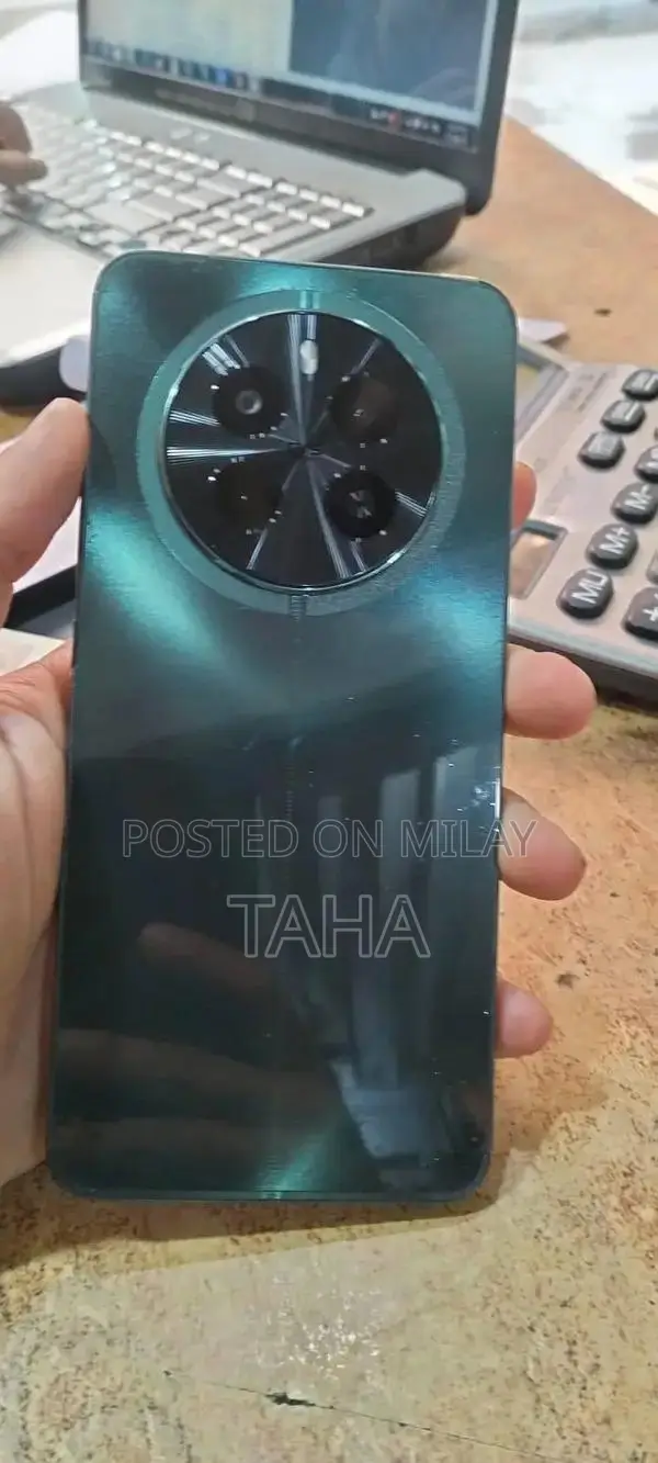 Realmi 12 Smartphone - Excellent Condition Preowned Device