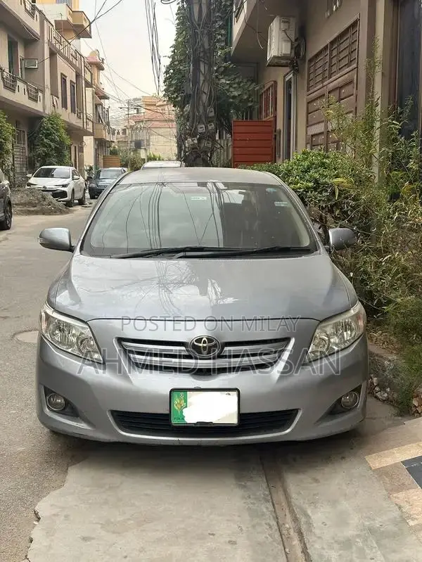 Toyota Corolla GLi Sedan - Original Condition Low Mileage