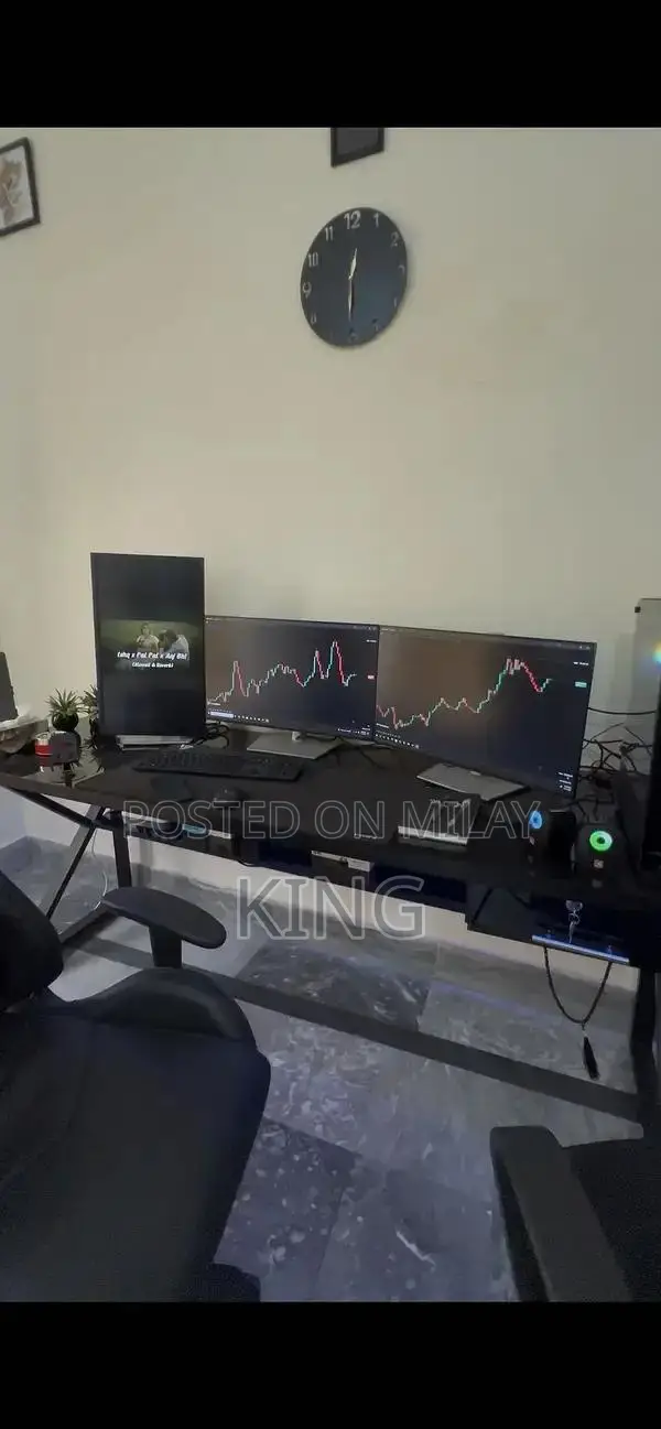 Nearly New Laptop Computer Complete Setup