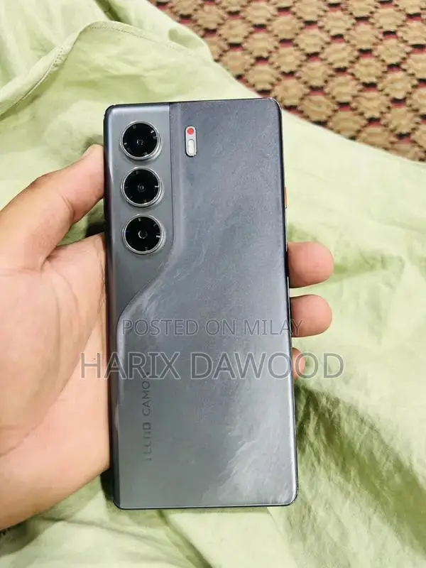 Tecno Camon 40 Pro Smartphone - High-End Mobile Device