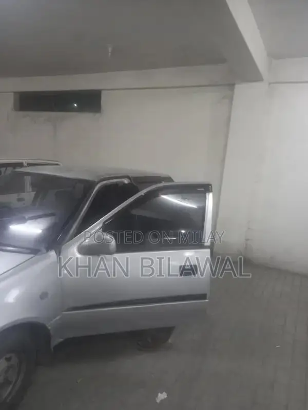 Suzuki Cultus 2003 Compact Sedan