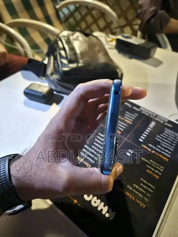 Redmi Note 11 Smartphone - 4GB RAM, 128GB Storage, Gaming Capable