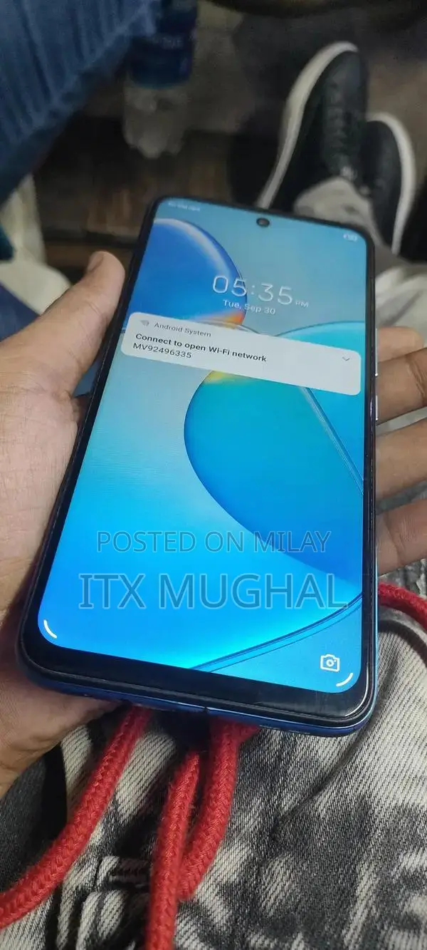 Hot Mobile Phone with Fast Charging and Original Quality