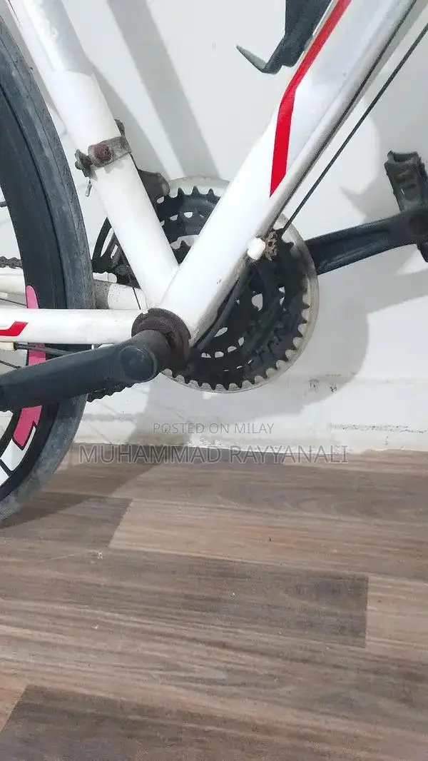 BHD Road Cycle - Racing Style Drop Handlebar Bicycle