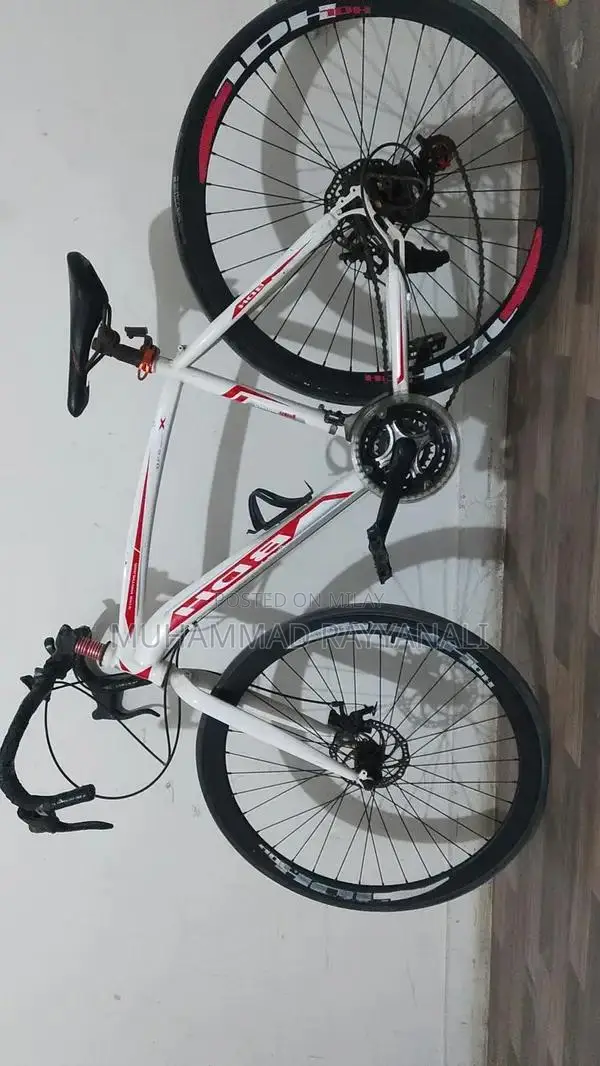 BHD Road Cycle - Racing Style Drop Handlebar Bicycle