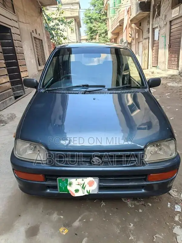 Daihatsu Cuore Compact City Car - 2005 Model
