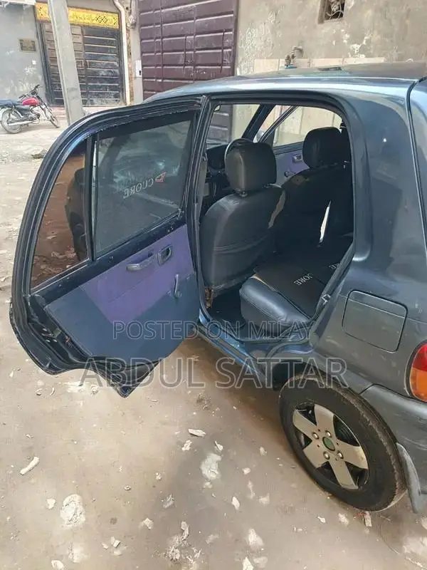 Daihatsu Cuore Compact City Car - 2005 Model