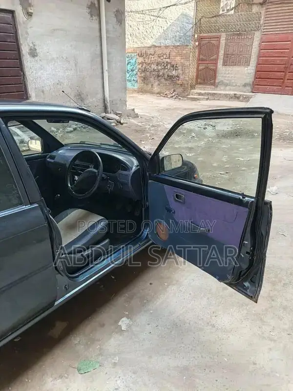 Daihatsu Cuore Compact City Car - 2005 Model