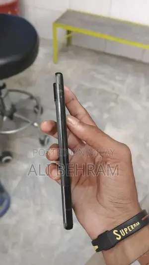 Google Pixel 6a Smartphone - 128GB Unlocked Excellent Condition