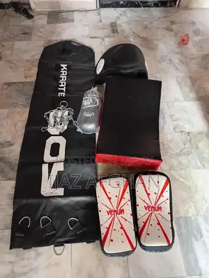 Photo - Boxing Training Equipment Set - Punch Bag and Gloves