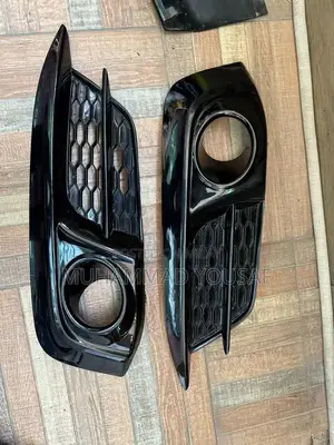 Photo - Honda Civic X Front Bumper Lower Grill with Fog Light Covers