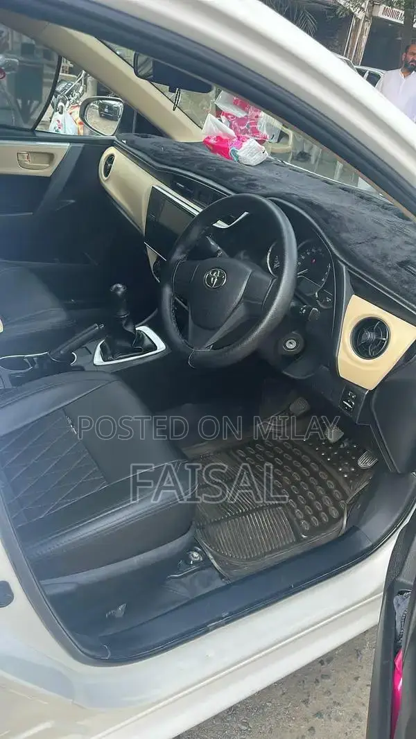 Toyota Corolla GLI Sedan - Reliable Compact Car