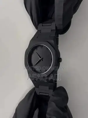 Elegant Black Arabic Dial Luxury Analog Wristwatch with Presentation B