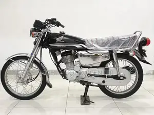 Photo - Honda CG-125 Motorcycle Self Start Commuter Bike