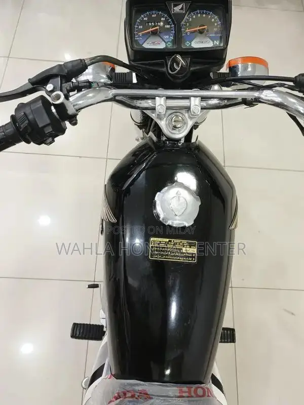 Honda CG-125 Motorcycle Self Start Commuter Bike